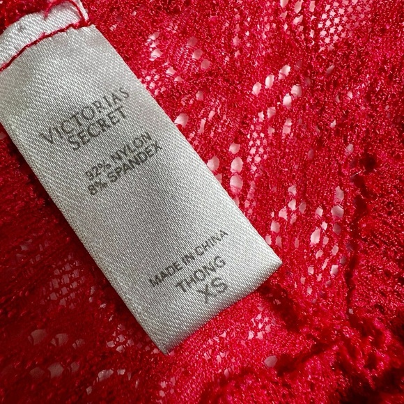 2014 Victoria's Secret Plunge Bold Red Bra Size 34B - Picture 6 of 8